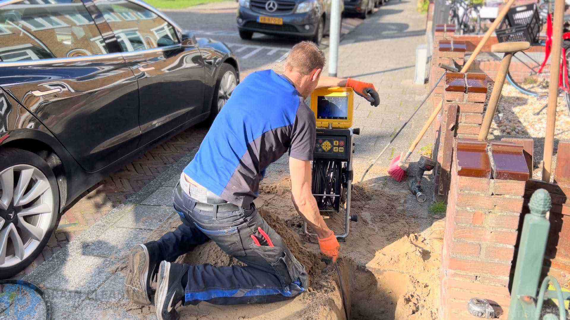 Unblocking Amsterdam